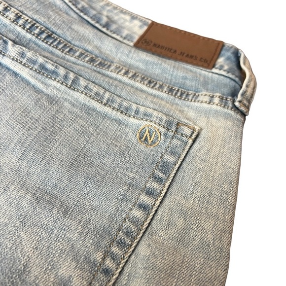 Nautica Jeans Co. 4” Mid Rise Distressed Denim Shorts, NWT, Sz: 27 - Picture 7 of 11